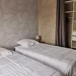 Grande Maison Indépendante 4 Chambres, Animaux Admis, à 600m De La - Fr-1-194-318