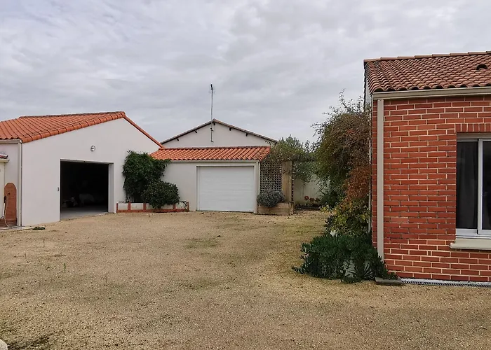 Grande Maison Independante 4 Chambres, Animaux Admis, A 600m De La - Fr-1-194-318
